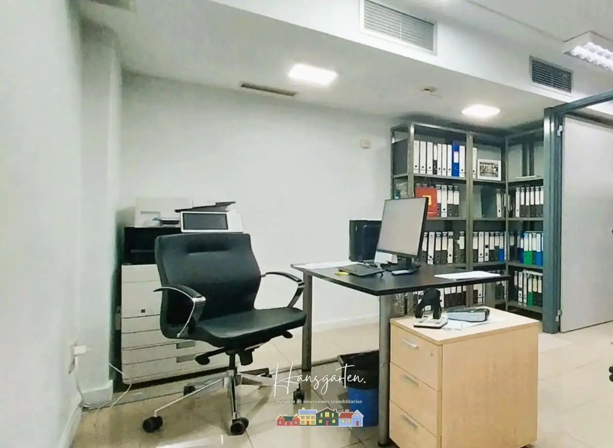 Office space with lift for sale in Rafael Cabrera, imagen 47