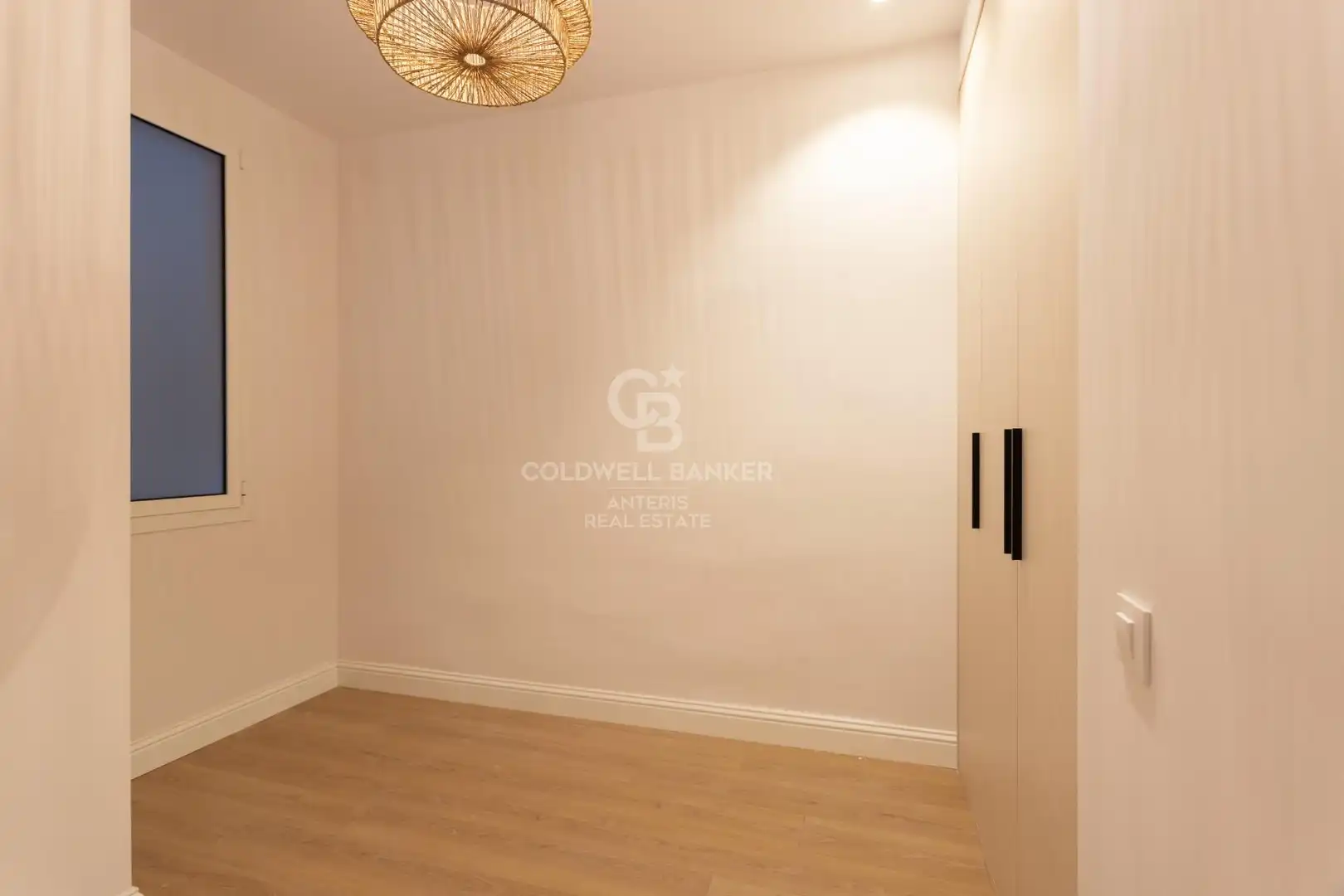 Piso en venta en Barcelona con Aire acondicionado, Calefacción y Balcón