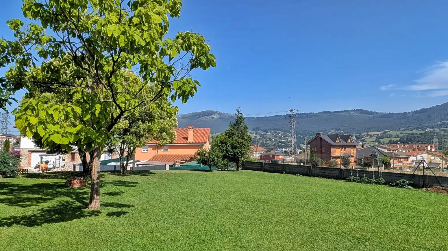 Casa o chalet en venta en El Astillero   con Calefacción, Terraza y Balcón