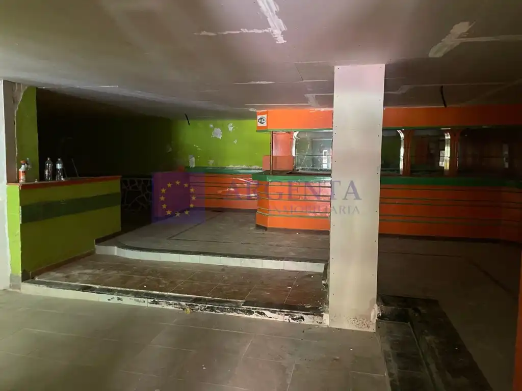 Local comercial en venda a Calle Doctor Fleming