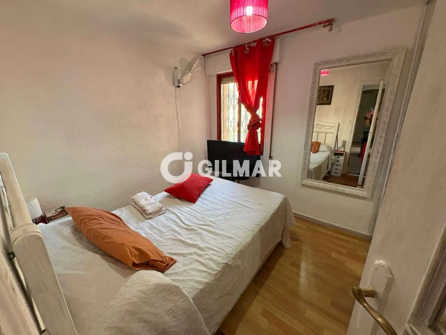 Habitación de Piso en venta en Madrid con Calefacción