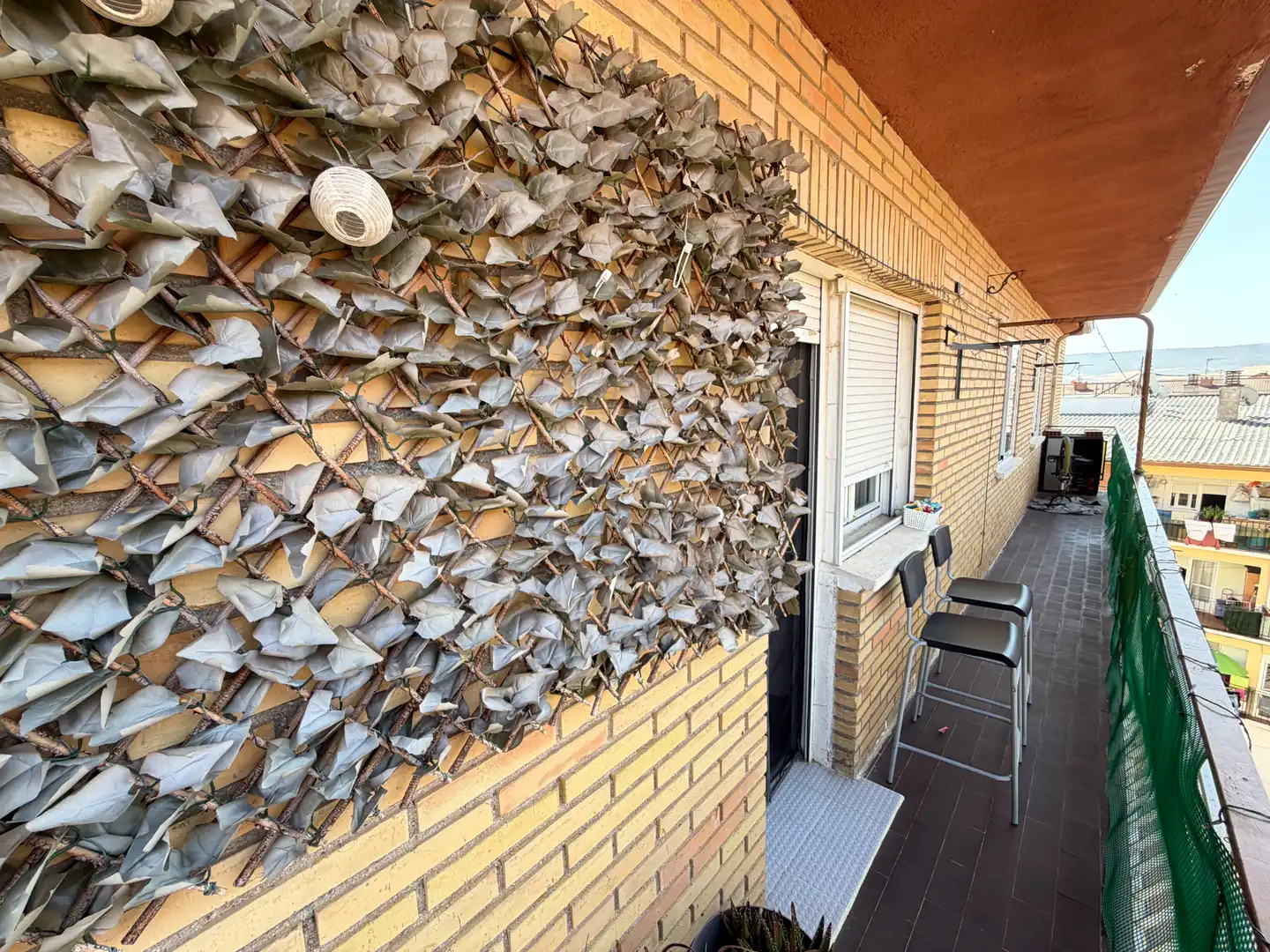 Vista exterior de Pis en venda en Azuqueca de Henares amb Calefacció, Terrassa i Balcó