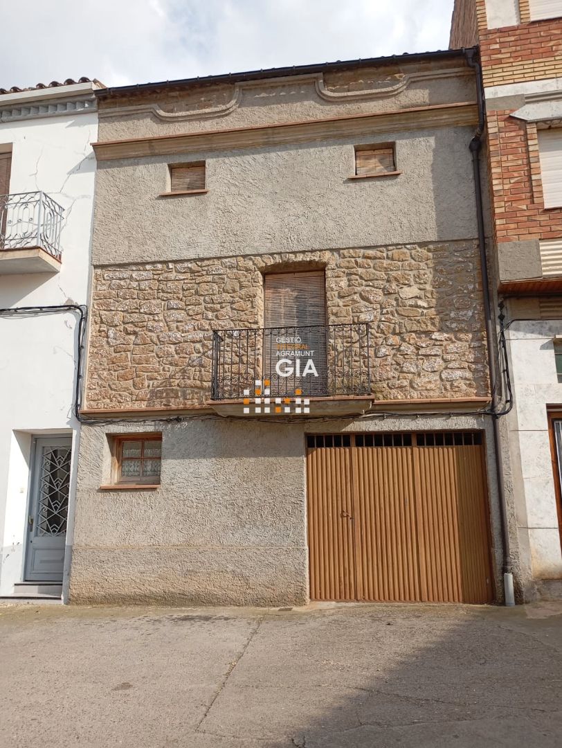 Exterior view of House or chalet for sale in Montgai