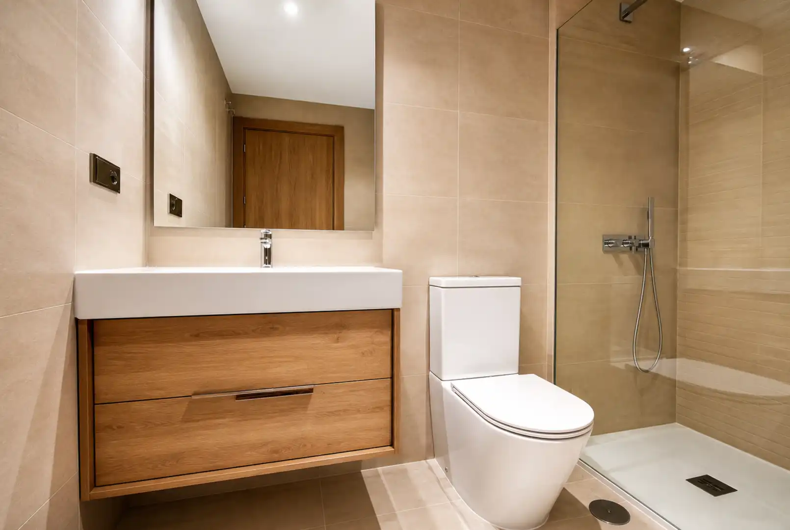 Baño de Planta baja en venta en Casares con Aire acondicionado, Jardín privado y Terraza