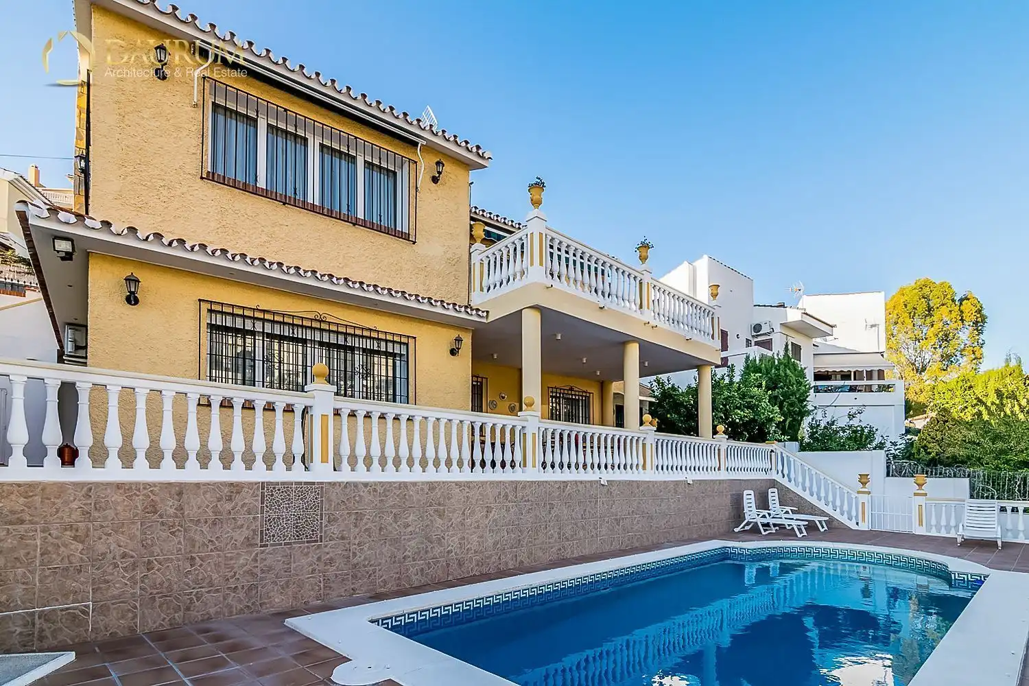 Vista exterior de Casa o chalet en venta en Rincón de la Victoria con Aire acondicionado, Calefacción y Terraza