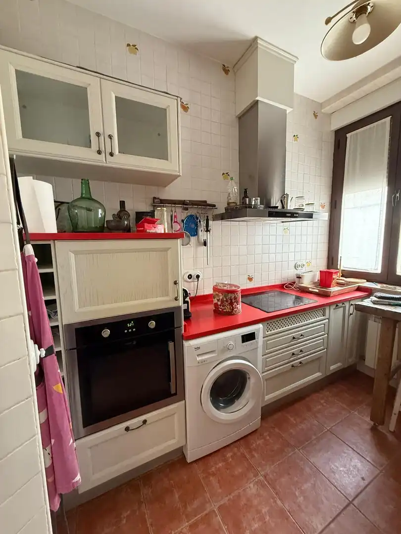 Cuina de Casa adosada en venda en Peñaranda de Bracamonte amb Calefacció