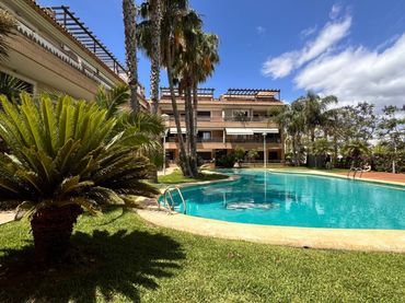Apartment with balcony to rent in Montañar - El Arenal