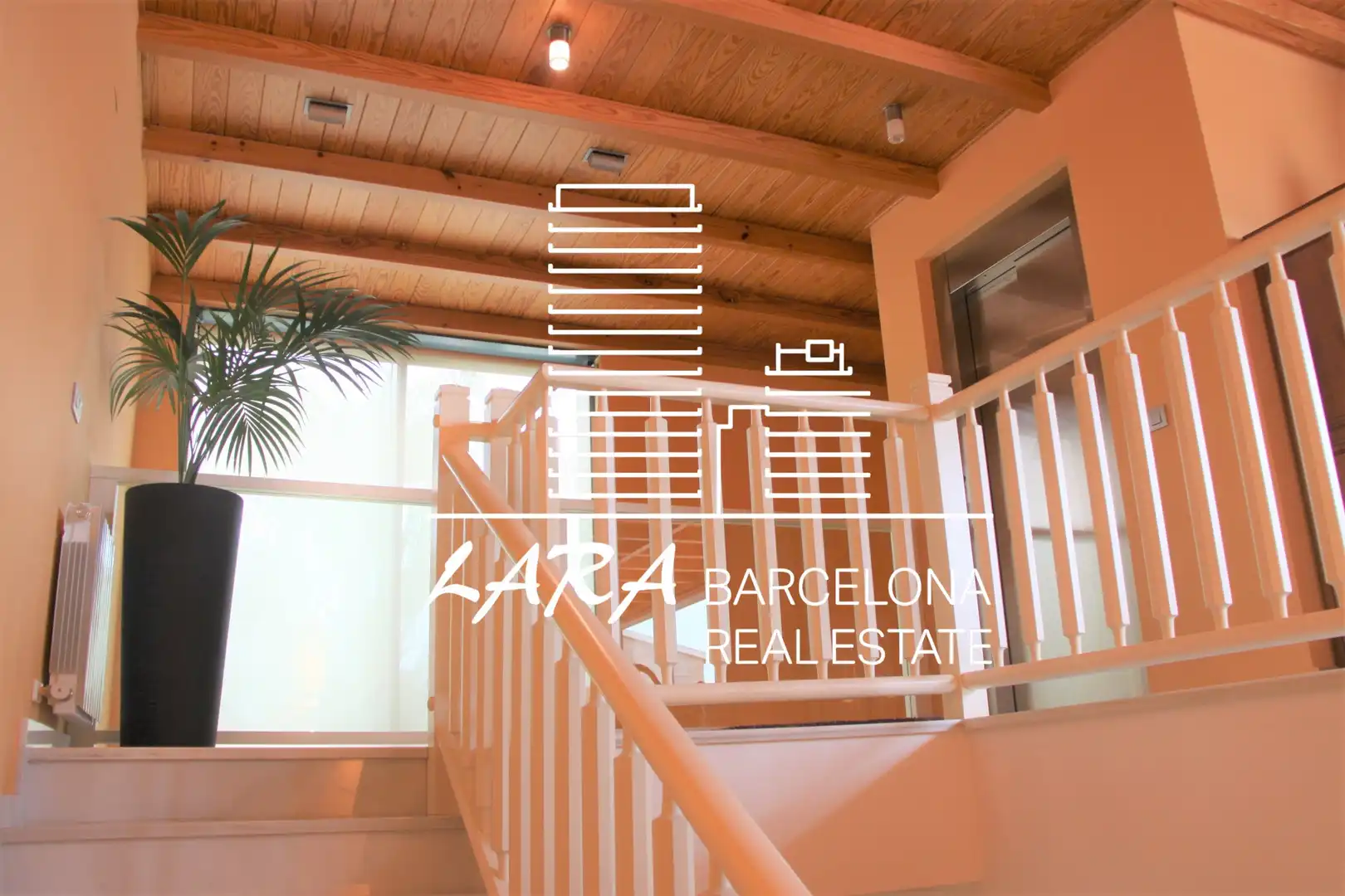 Vista exterior de Casa o chalet de alquiler con opción a compra en Viladecans con Aire acondicionado, Calefacción y Jardín privado