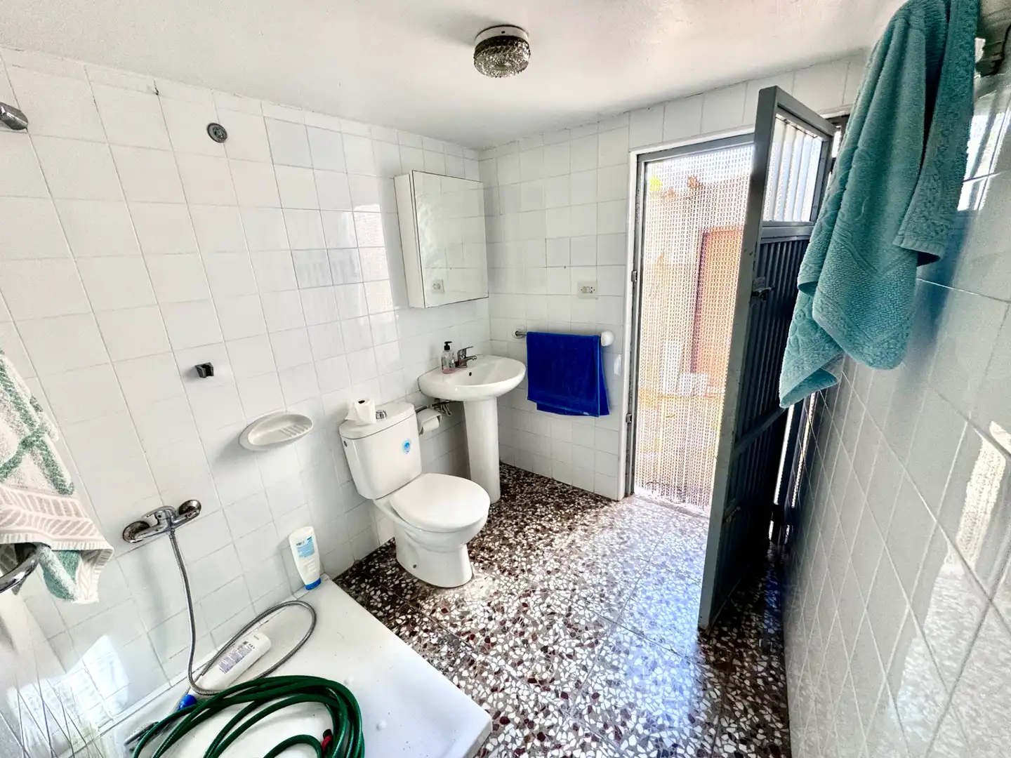 Bathroom of Houses for sale in Adra  with Terrace, Storage room and Furnished
