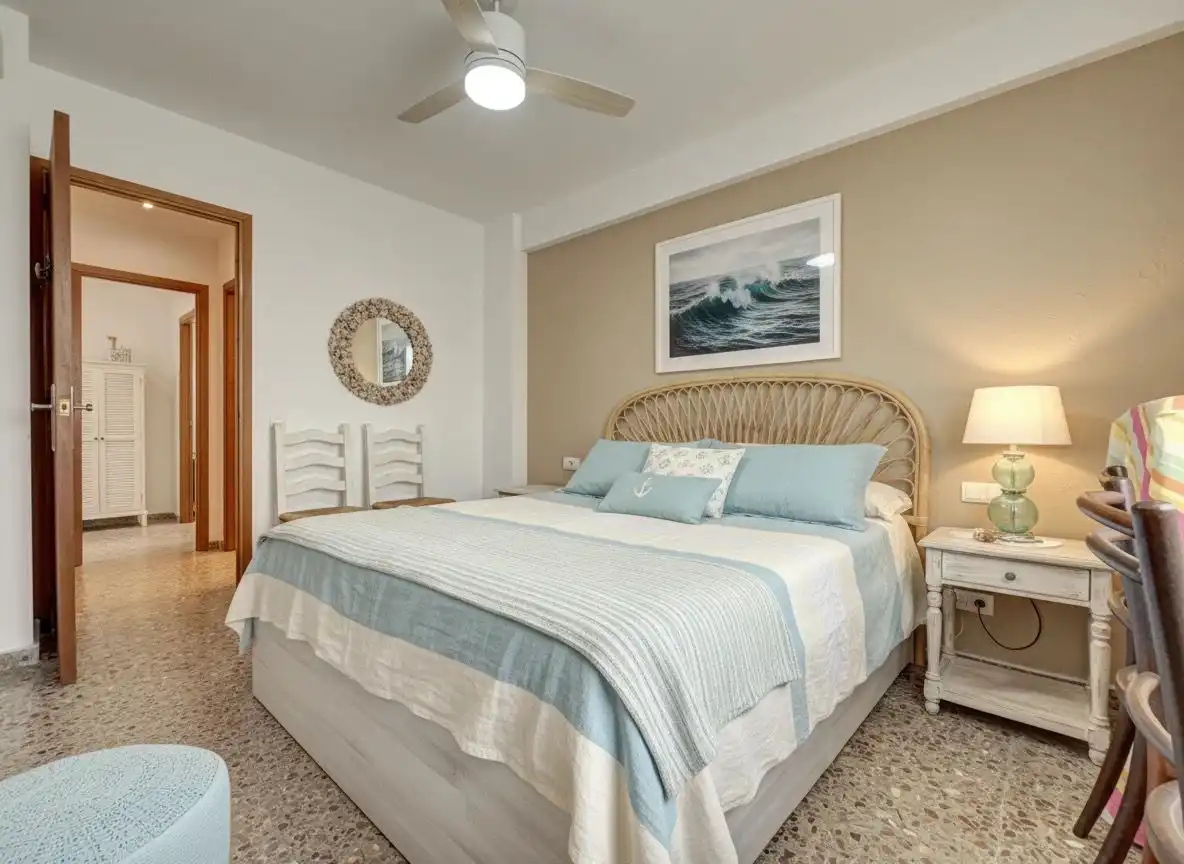 Habitación de Piso en venta en Cambrils con Aire acondicionado, Calefacción y Amueblado