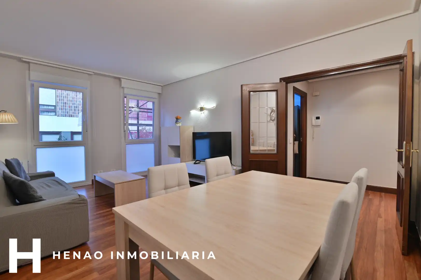 Sala de estar de Piso en venta en Bilbao  con Calefacción, Parquet y Horno