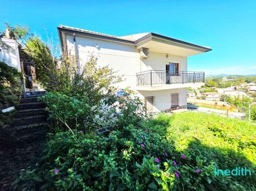 Casa con balcón en venta en Carrer SANT vicenç