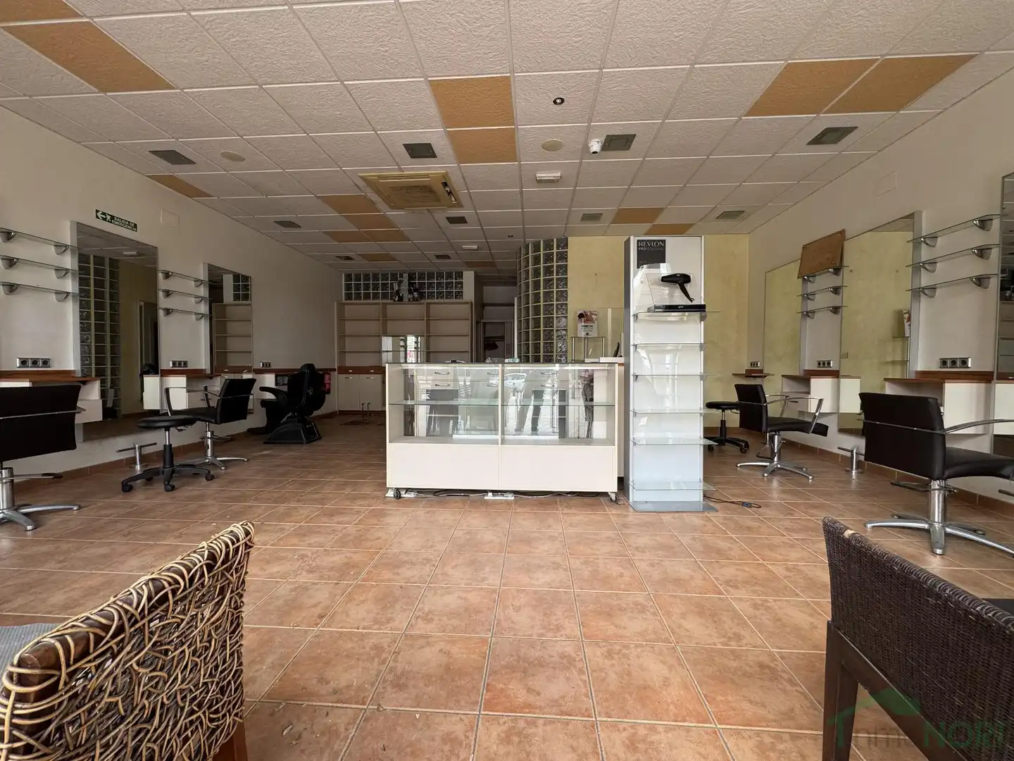 Local comercial en venta en Pedanías Oeste, imagen 2