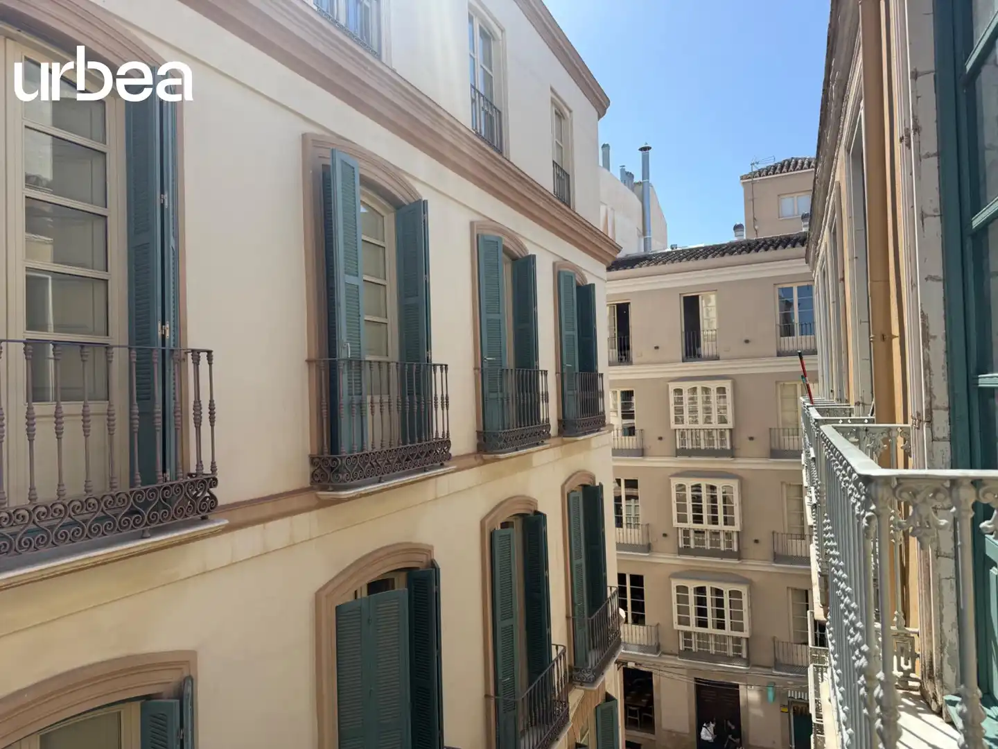 Außenansicht von Wohnung zum Verkauf in Málaga mit Terrasse und Balkon