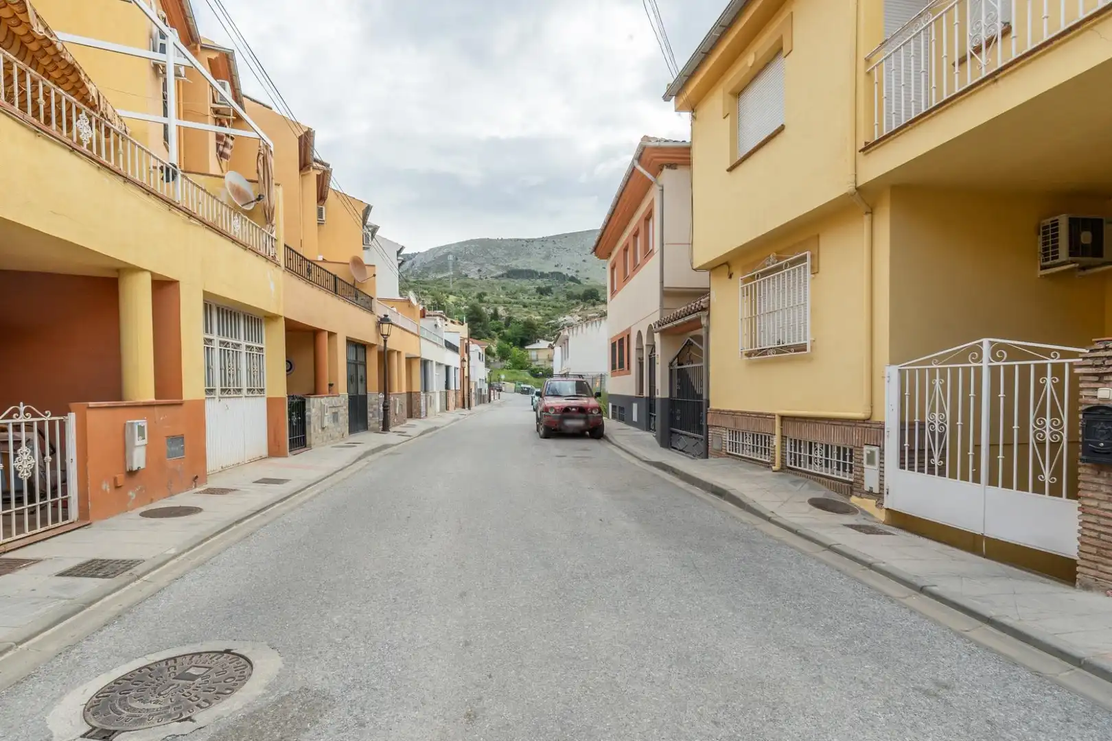Vista exterior de Casa o chalet en venta en Alfacar con Terraza