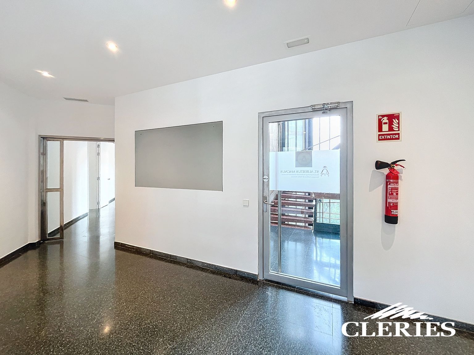 Office to rent in  Barcelona Capital  with Air Conditioner