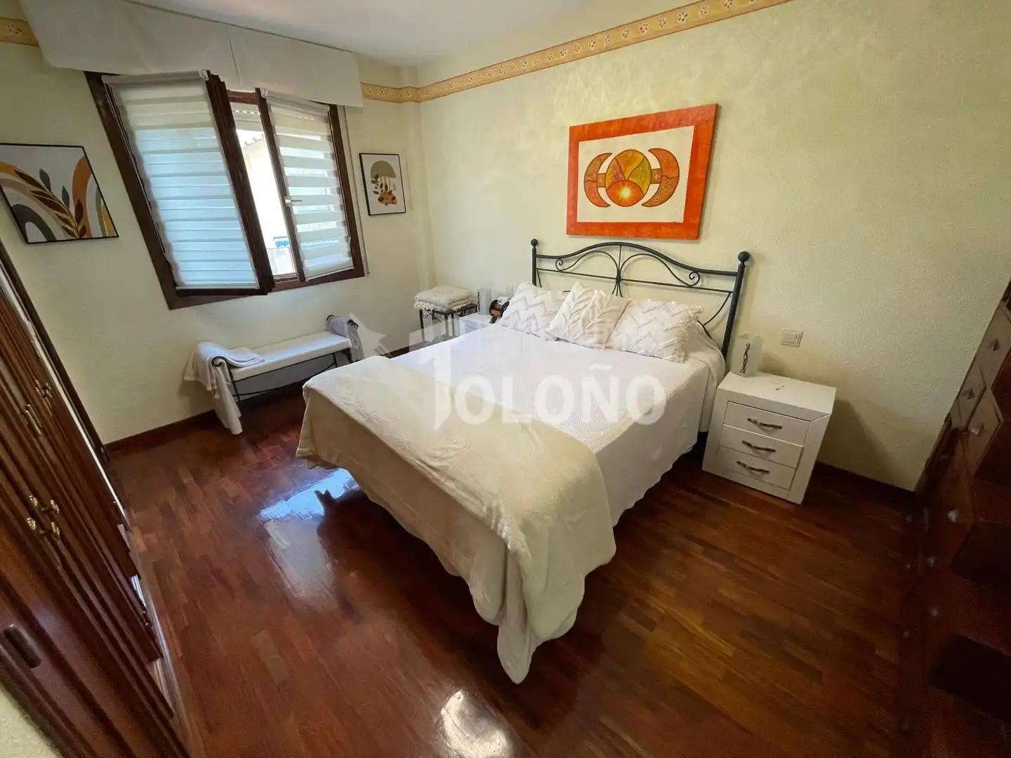 Dormitori de Casa o xalet en venda en Anguciana amb Aire condicionat, Calefacció i Jardí privat