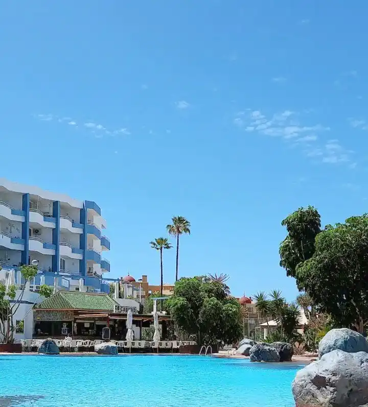 Vista exterior de Estudio en venta en San Miguel de Abona con Terraza, Amueblado y Piscina comunitaria