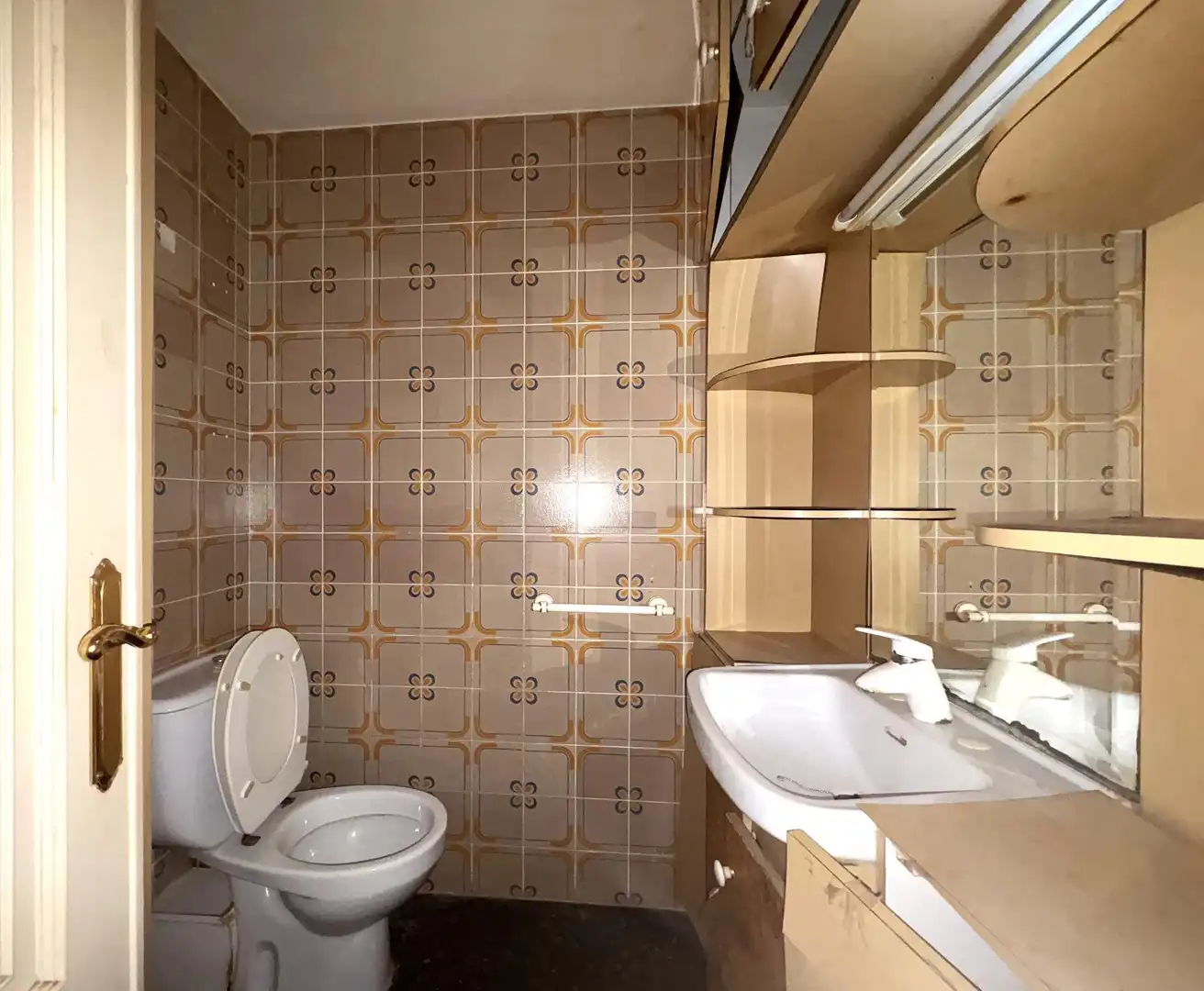 Badezimmer von Wohnung zum Verkauf in Godella mit Klimaanlage und Balkon