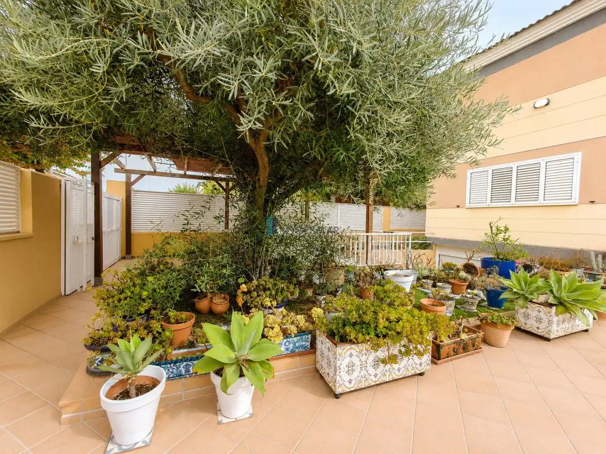 Terrassa de Casa o xalet en venda en Benicasim / Benicàssim amb Aire condicionat, Jardí privat i Terrassa