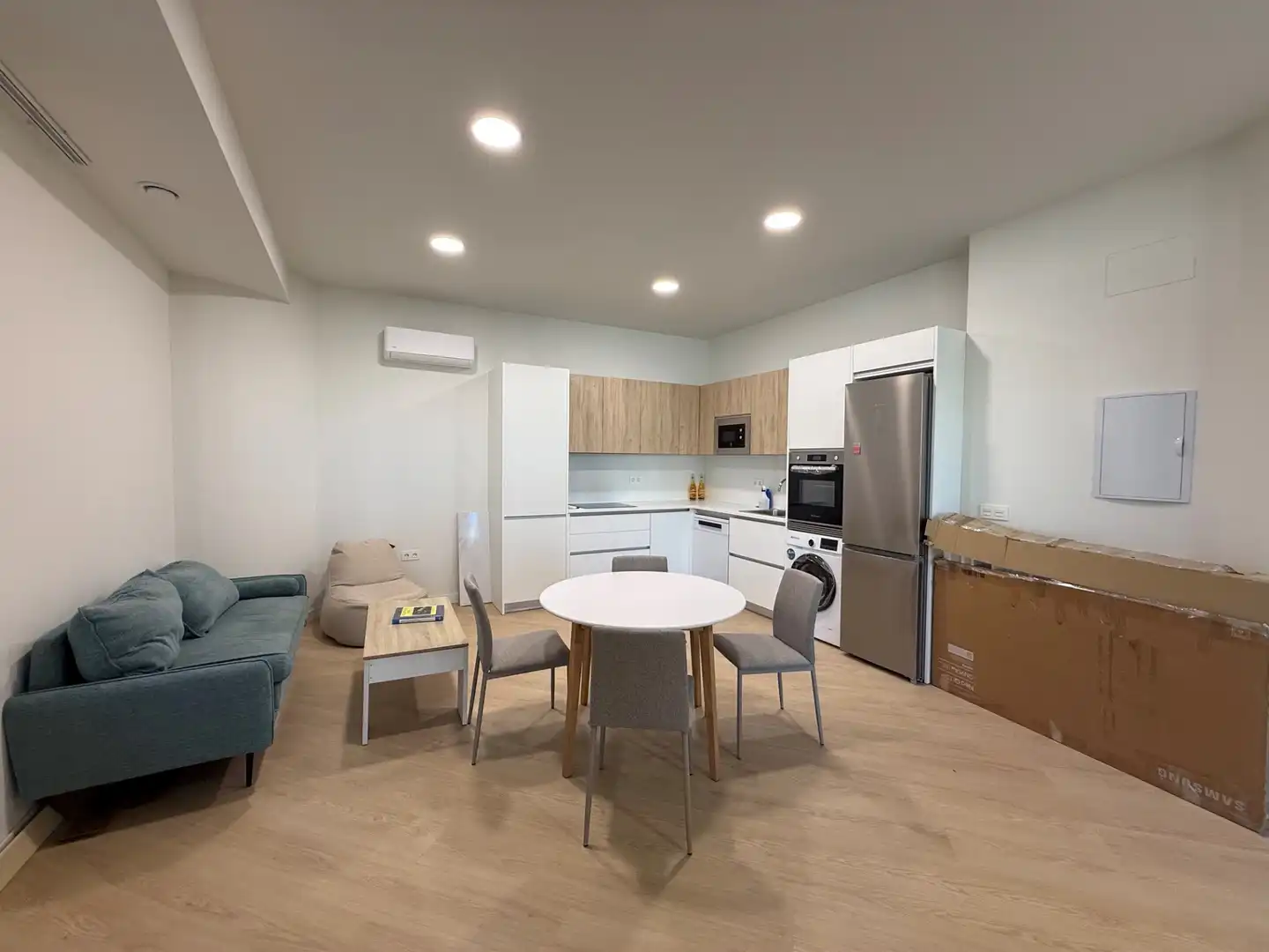 Cocina de Apartamento en venta en Granada con Aire acondicionado, Calefacción y Amueblado