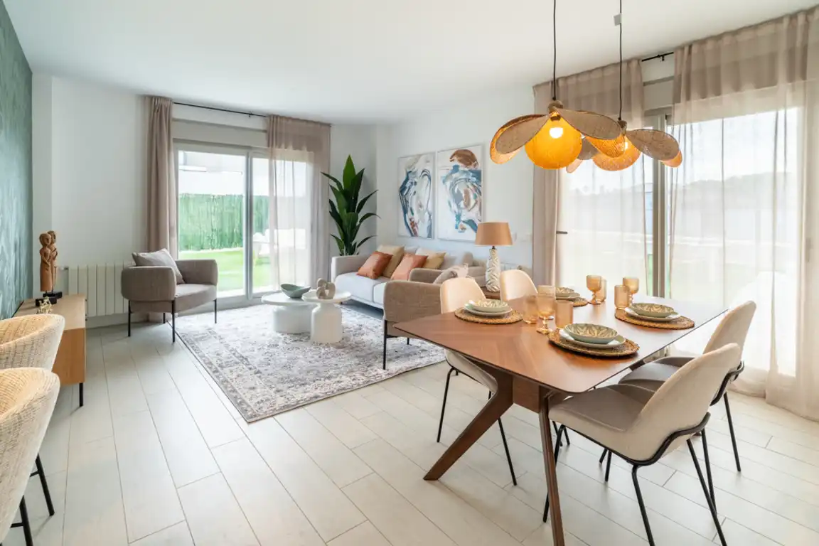 Houses for sale in Avenida de la Salud, Bellavista