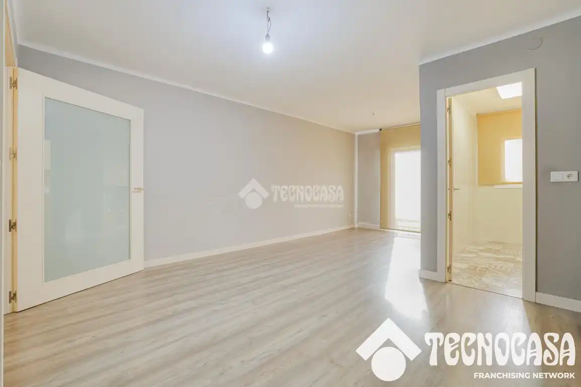 Bedroom of Flat for sale in Mataró