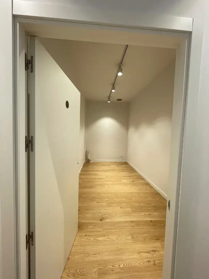 Local de lloguer en Vitoria - Gasteiz amb Aire condicionat, Calefacció i Parquet
