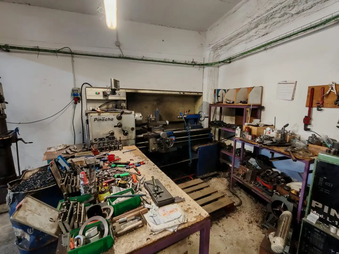 Business premises for transfer in Zona Industrial, imagen 27