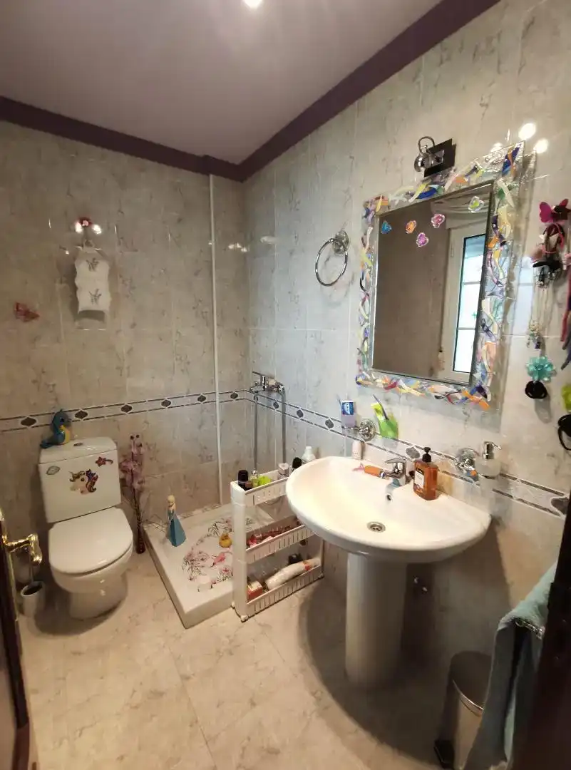 Bany de Casa o xalet en venda en Sarria amb Balcó