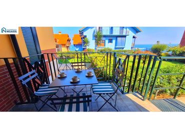 Apartament amb piscina de lloguer a Calle Pinares 70