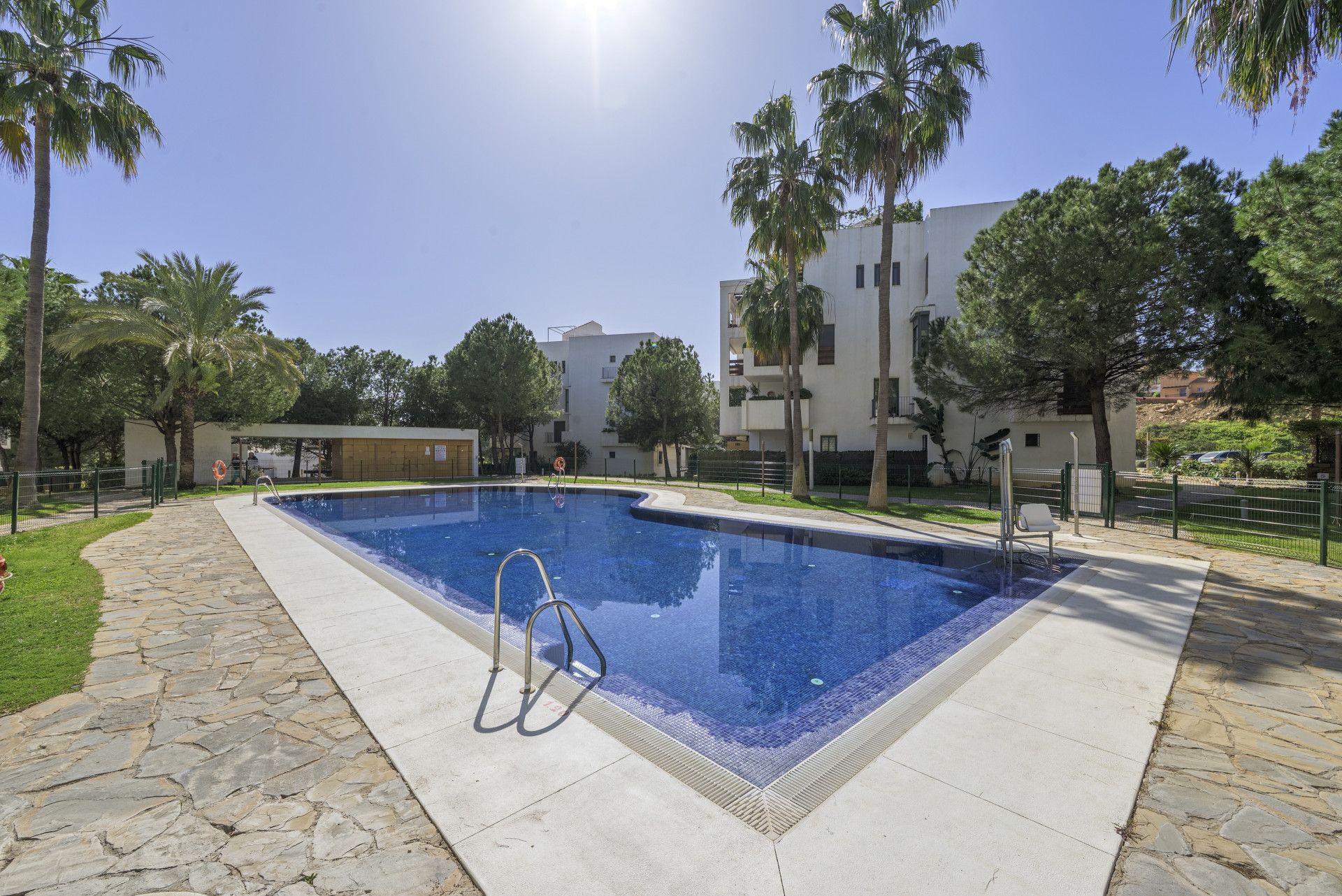 Piscina de Apartament en venda en Mijas amb Aire condicionat, Terrassa i Piscina