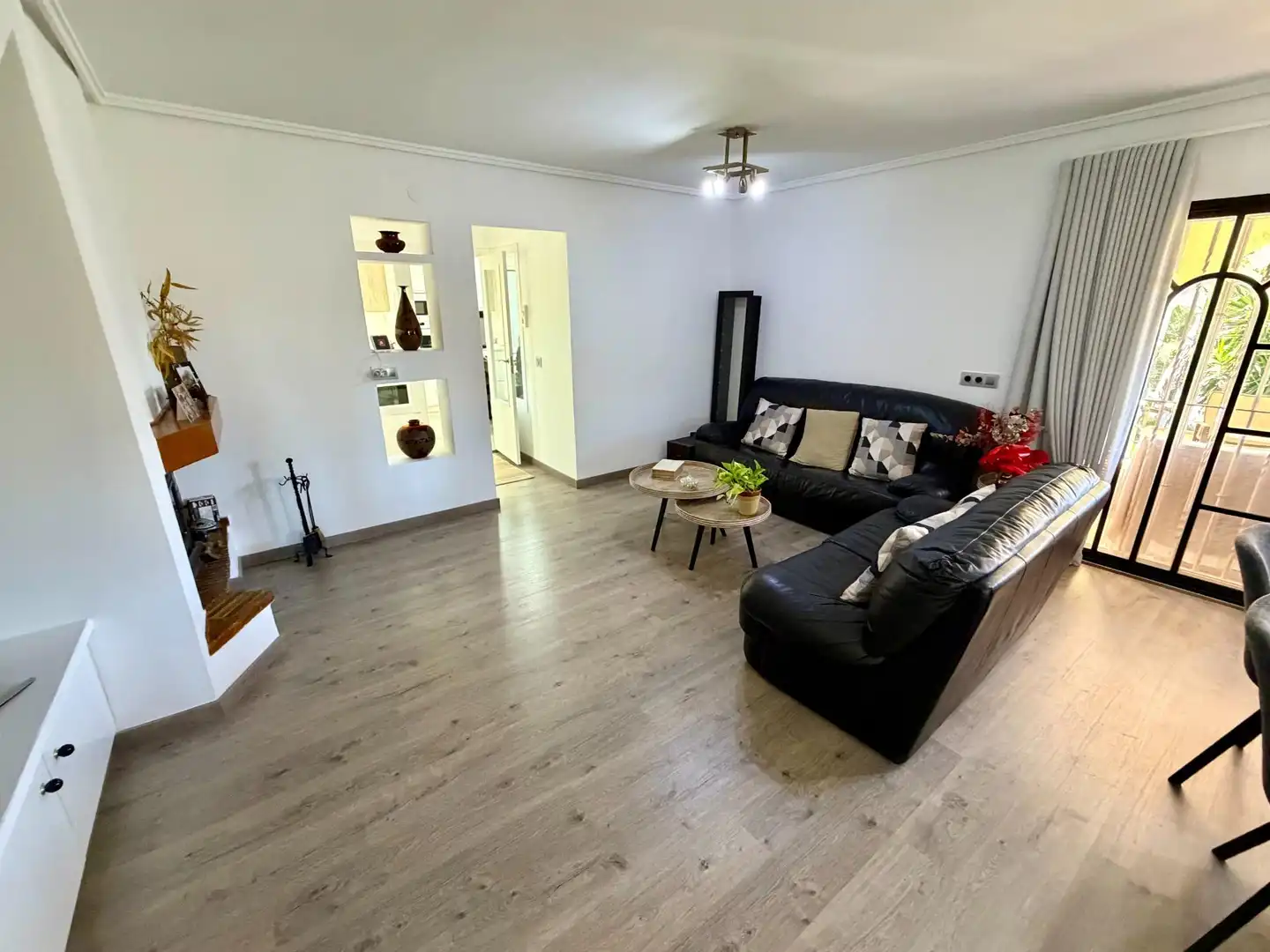 Sala de estar de Casa o chalet en venta en Torrent con Aire acondicionado, Jardín privado y Terraza