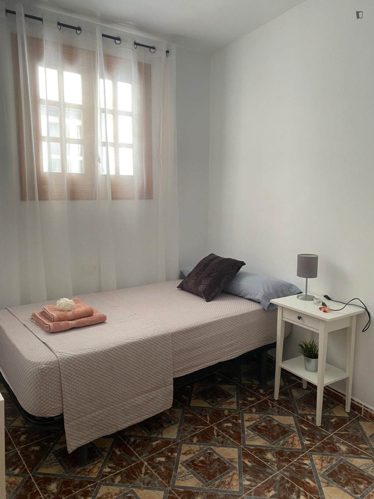 Apartament per a compartir a Plaza de Toros - Santa Rita