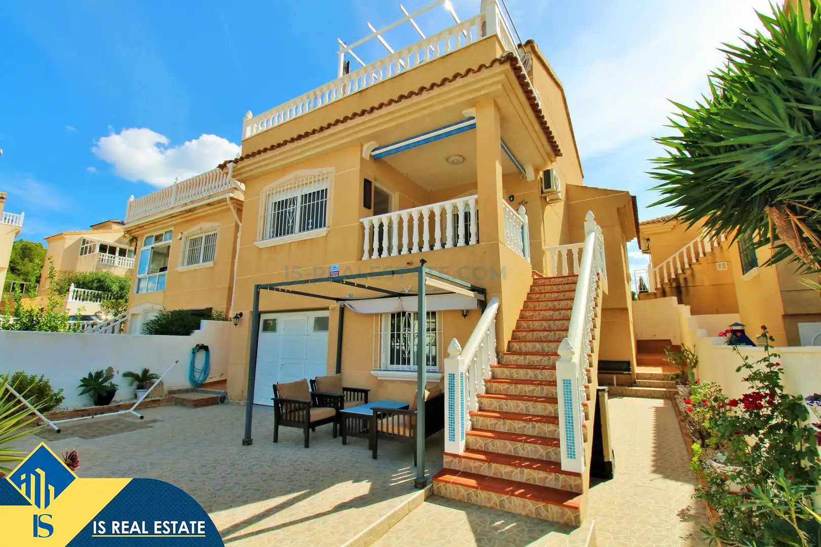 Villa mit Pool zum Verkauf in Orihuela Costa