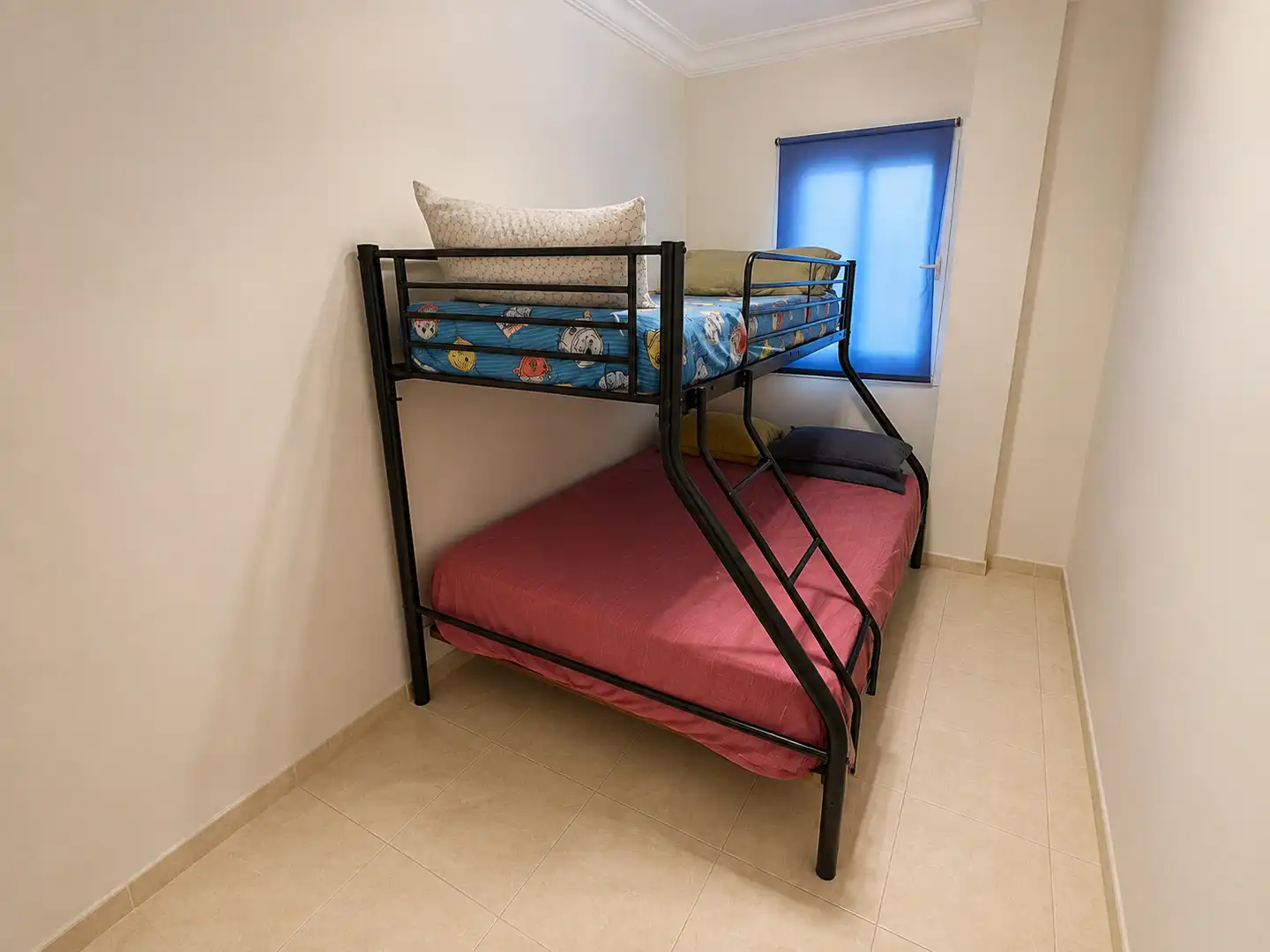 Habitación de Piso en venta en Granadilla de Abona con Terraza, Trastero y Amueblado
