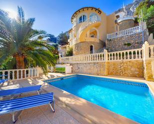 House or chalet for sale in Maryvilla