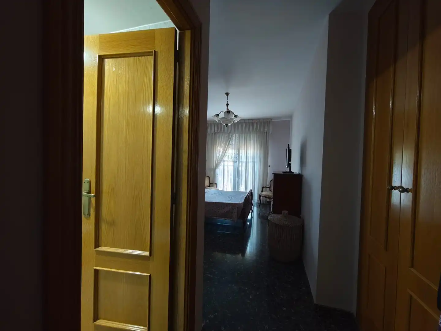Flat for sale in Valencia  with Air Conditioner, Furnished and Oven