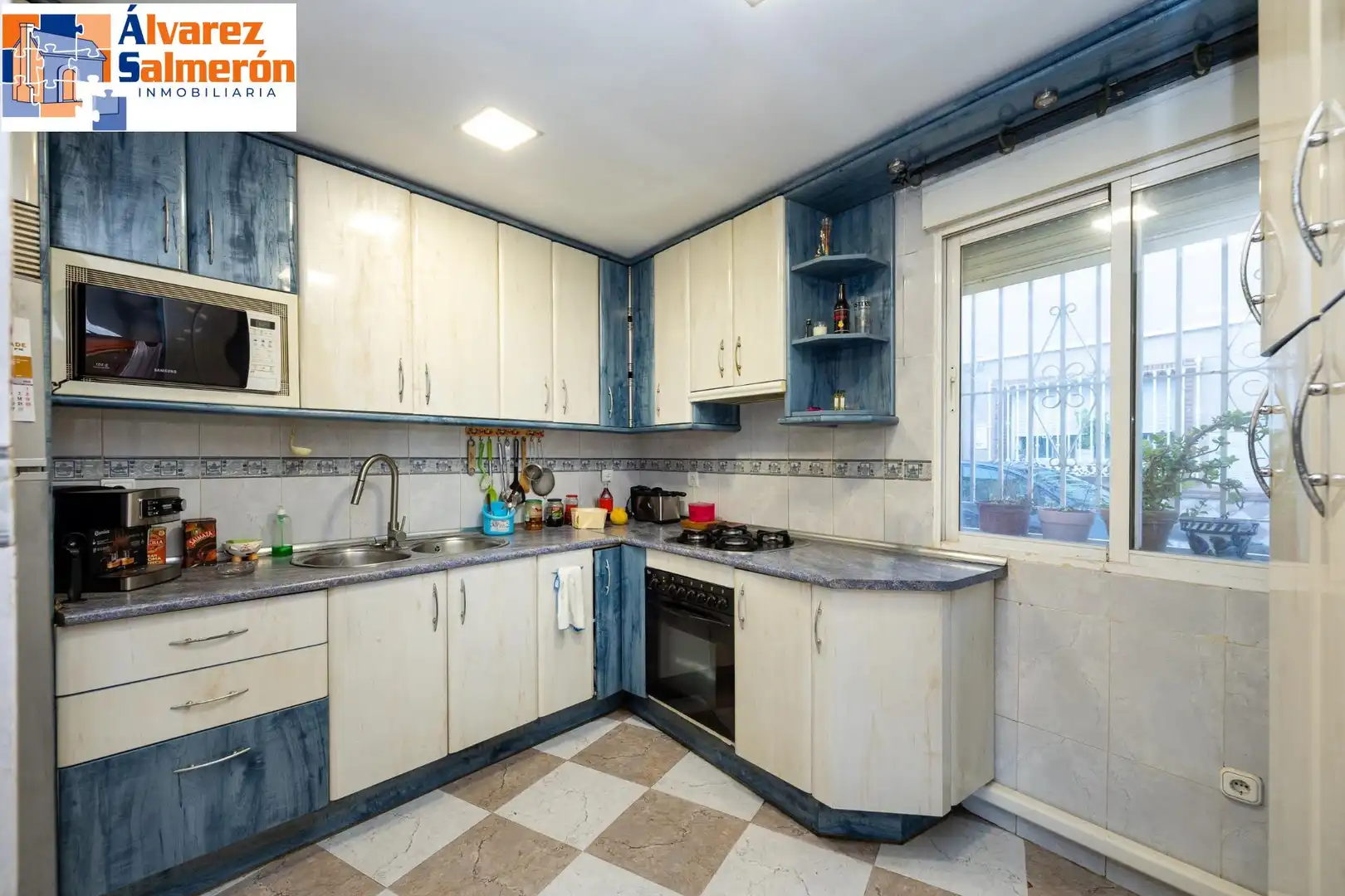 Kitchen of Detached homes for sale in Armilla  with Air Conditioner and Terrace