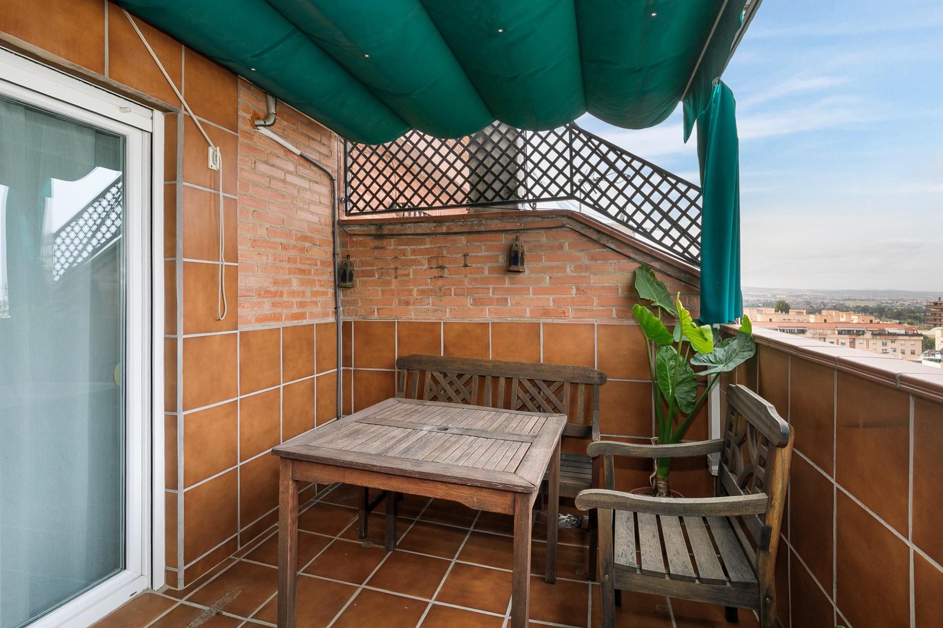 Terrassa de Àtic en venda en  Granada Capital amb Aire condicionat, Calefacció i Terrassa