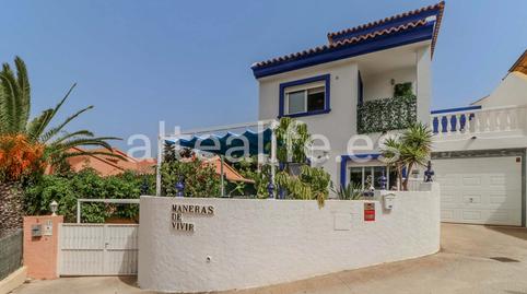 Foto 3 de Casa adosada en venta en Carrer Pinsà, L'Albir, Alicante