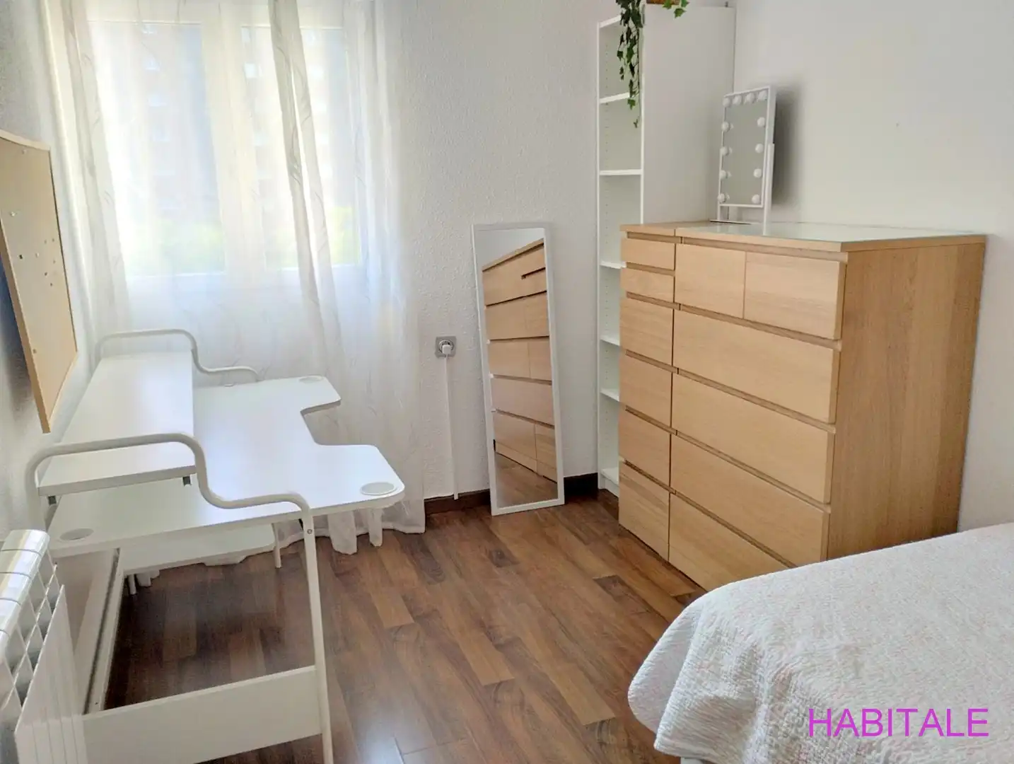 Habitación de Piso en venta en Zaragoza con Amueblado