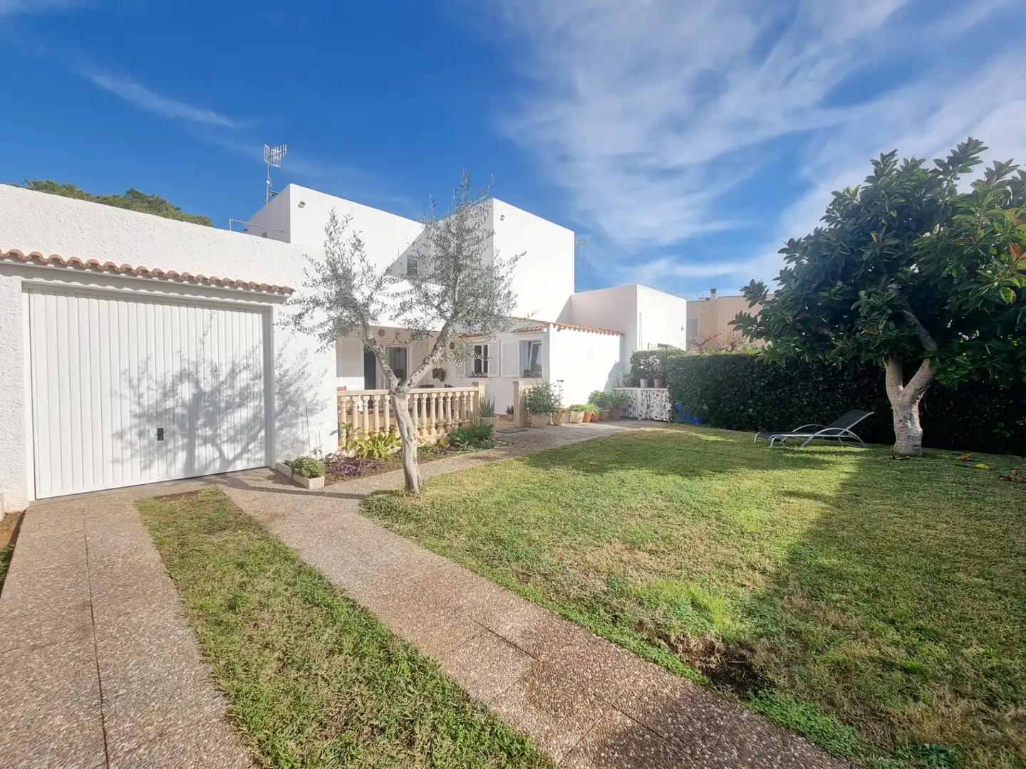 Xalet amb jardí en venda a Cala Blanca, imagen 2