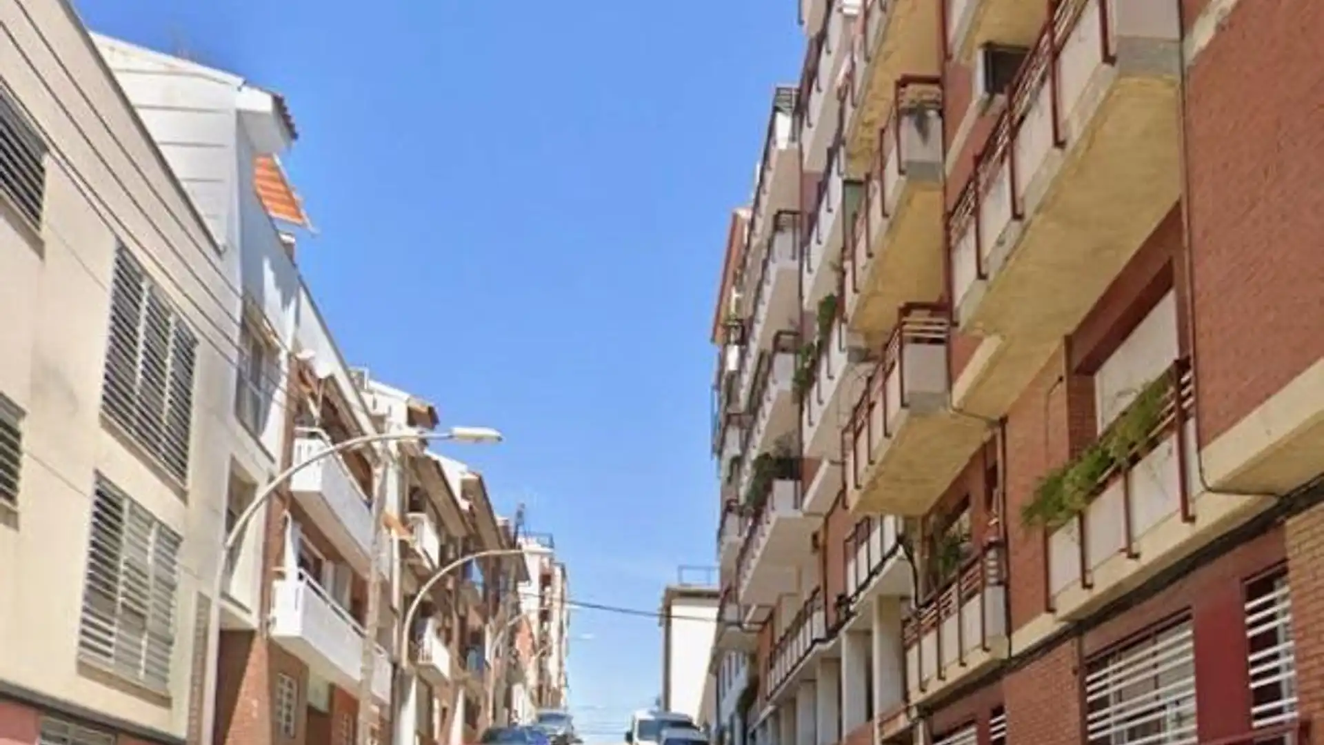 Vista exterior de Piso en venta en El Masnou con Terraza, Balcón y Piscina comunitaria