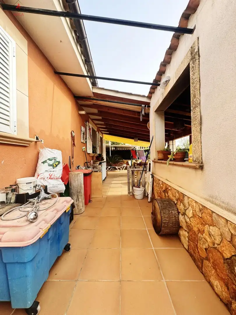 Houses for sale in Marratxí  with Air Conditioner, Private garden and Storage room