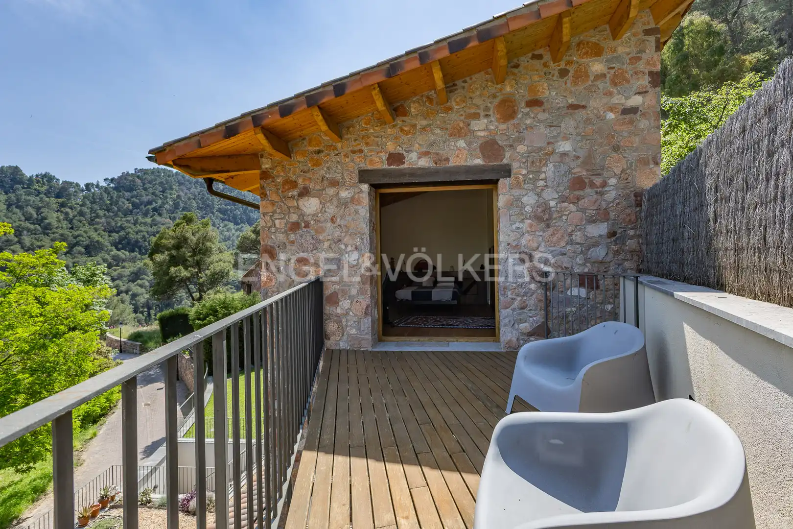 Terraza de Finca rústica en venta en Gallifa con Aire acondicionado, Calefacción y Jardín privado