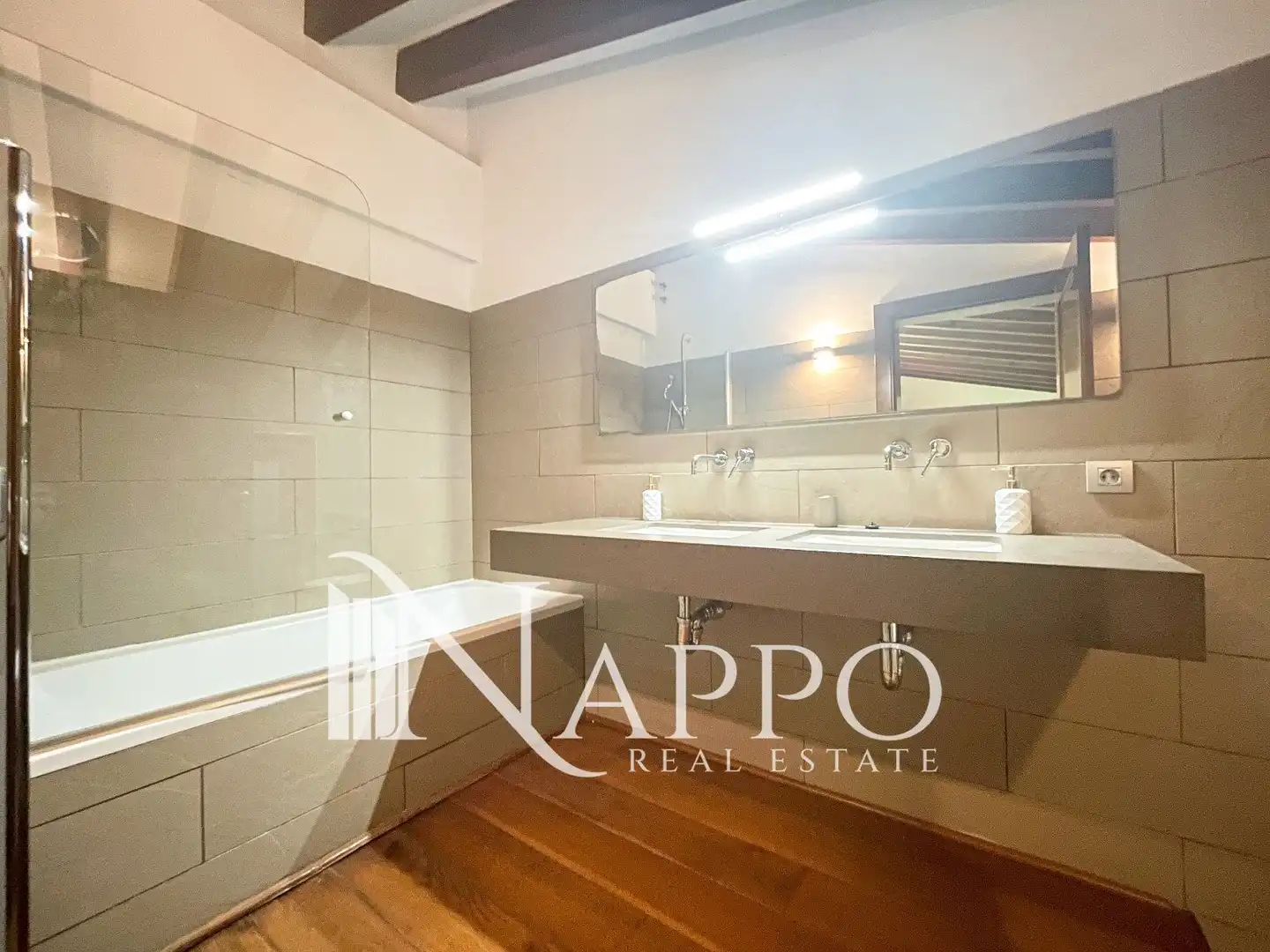 Badezimmer von Dachboden zur Miete in  Palma de Mallorca mit Klimaanlage und Heizung