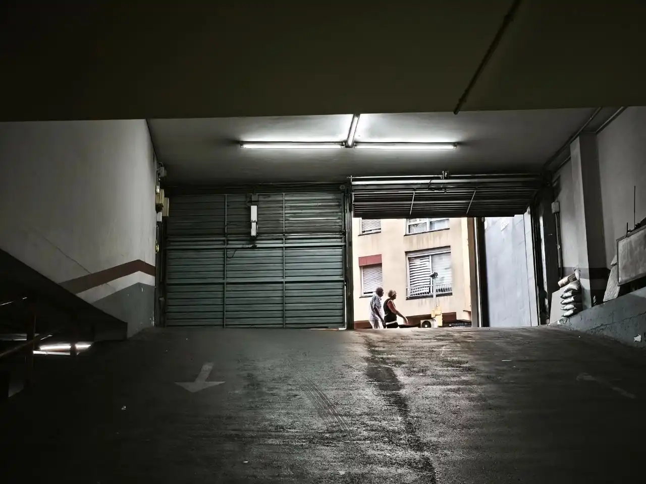Einzelparkplatz zum Verkauf in Carrer riera basté 22, imagen 3