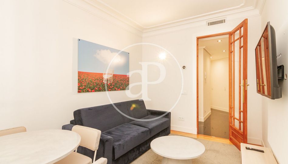 Piso de alquiler en C. de Atocha, Cortes - Huertas - Imagen 2