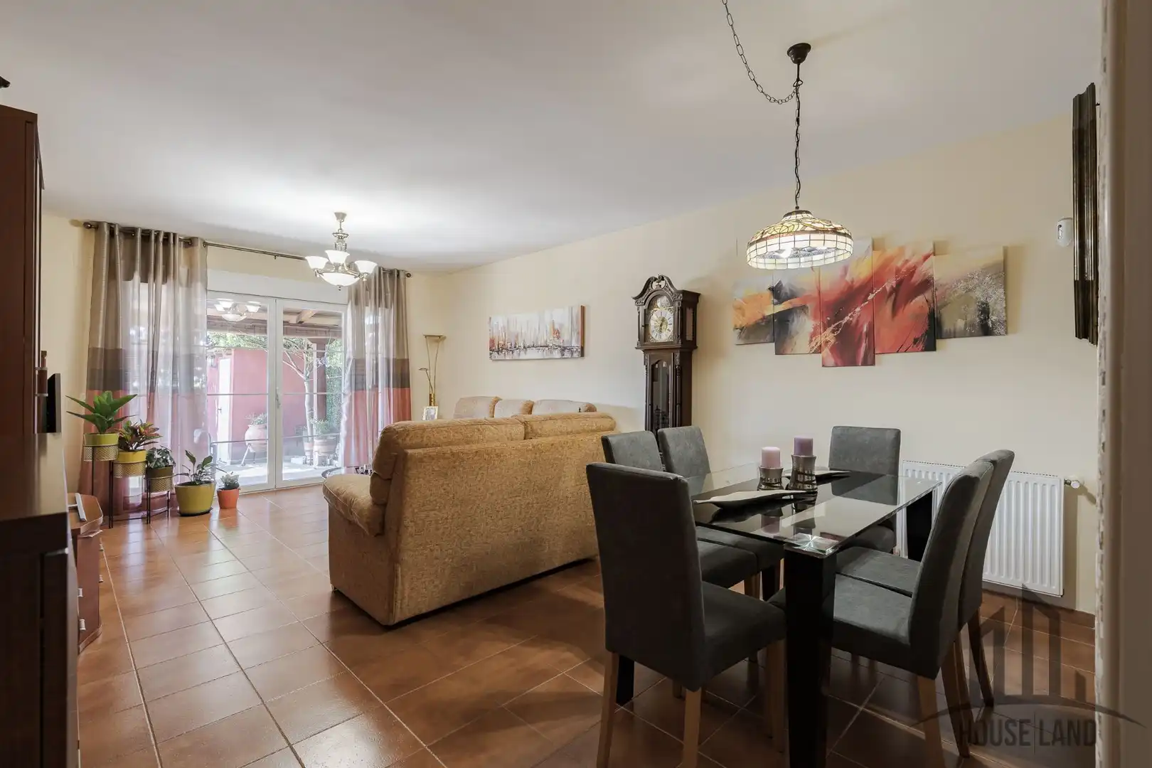Comedor de Casa adosada en venta en El Casar con Aire acondicionado, Calefacción y Piscina comunitaria